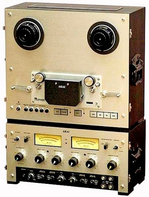 AKAI PRO 1000